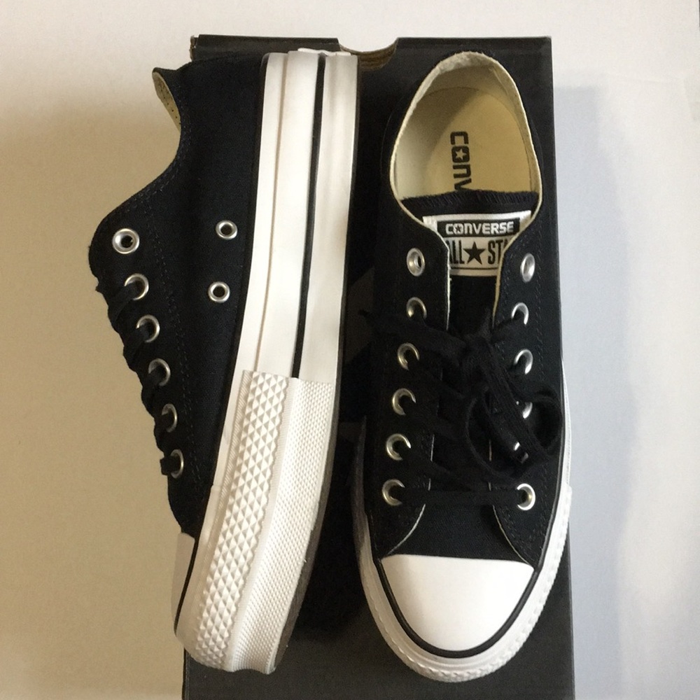 Converse low top black platform women US size 7.5